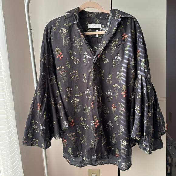 Facetasm Floral Bell Sleeve Blouse Size 1 Black Botanical Print - Picture 2 of 4